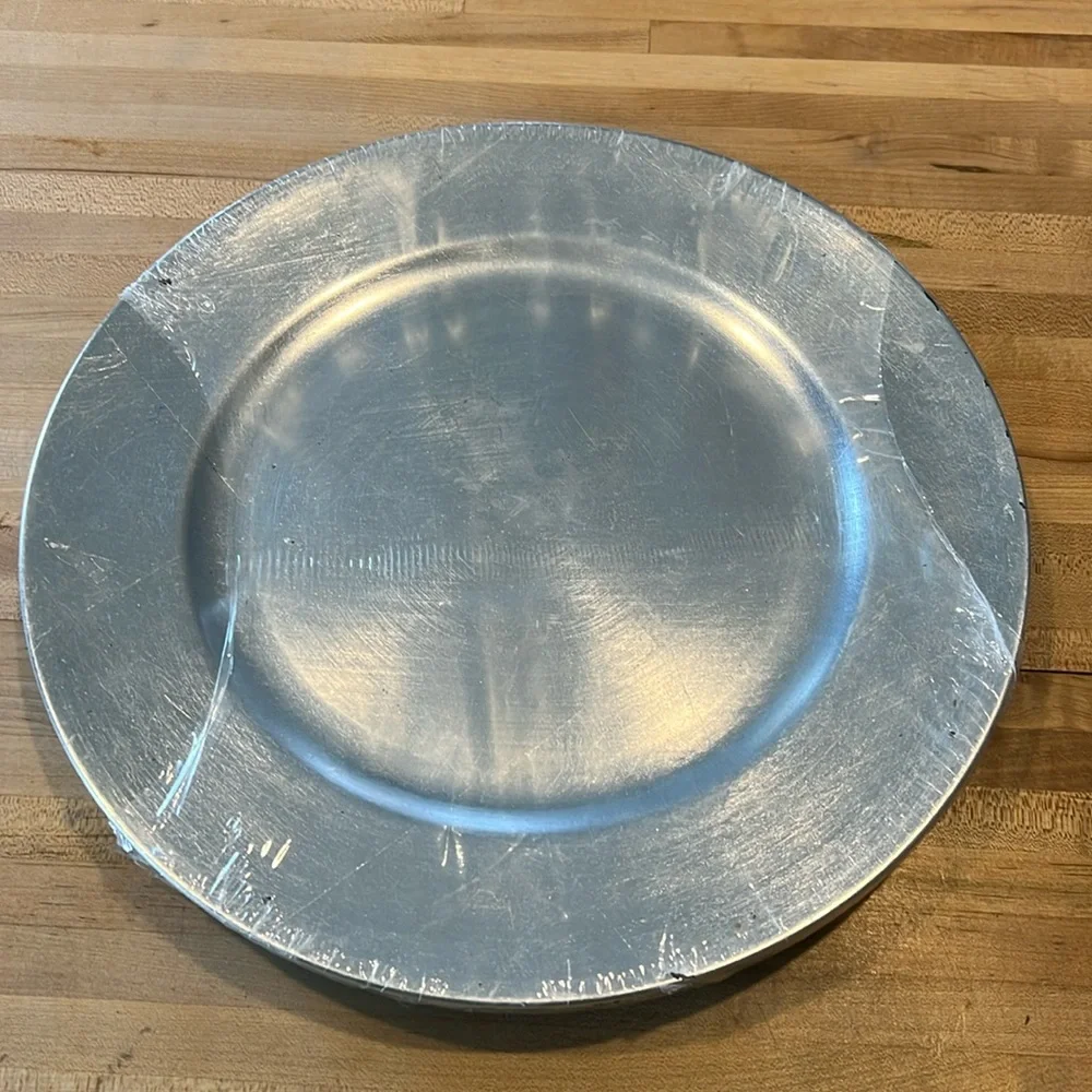 Ashland Plate Chargers